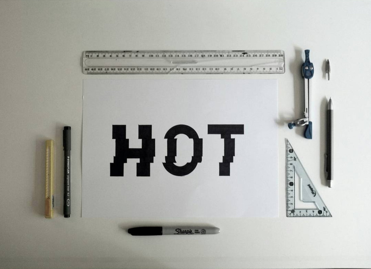 Calligraphie mot hot